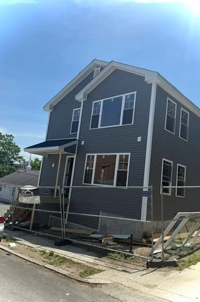 126 Johnson Street Providence RI 02905