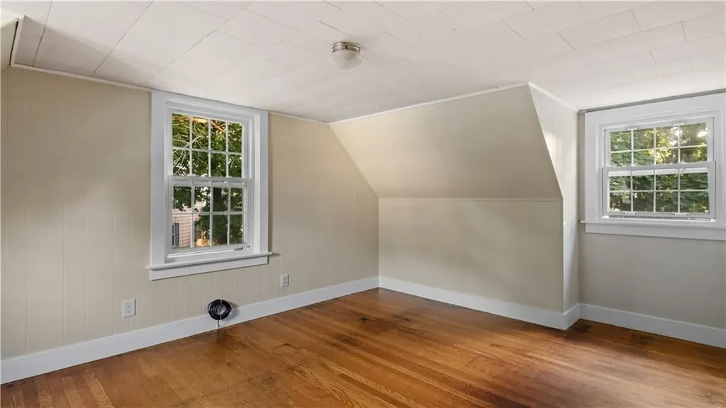 20 Bowen Street East Providence RI 02916