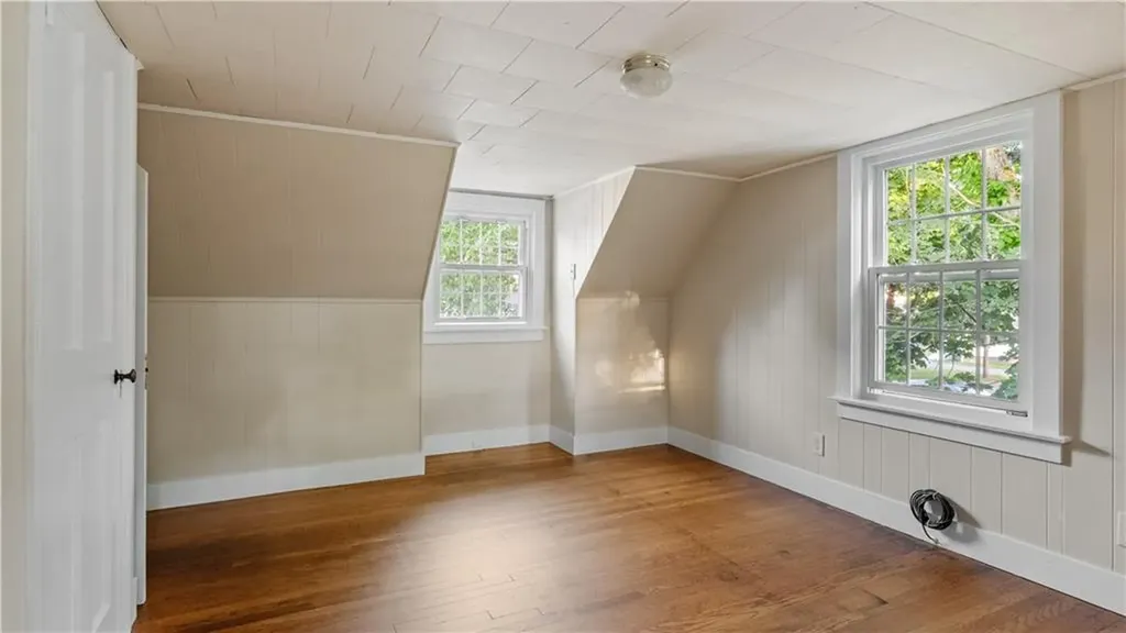 20 Bowen Street East Providence RI 02916