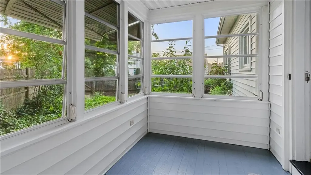 20 Bowen Street East Providence RI 02916