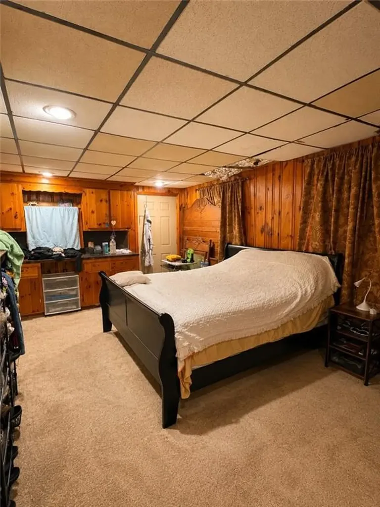 10 Woodridge Drive Burrillville RI 02839