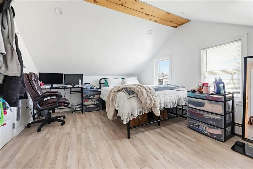196 Simmonsville Avenue Johnston RI 02919