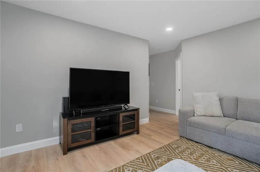 294 East Greenwich Avenue West Warwick RI 02893