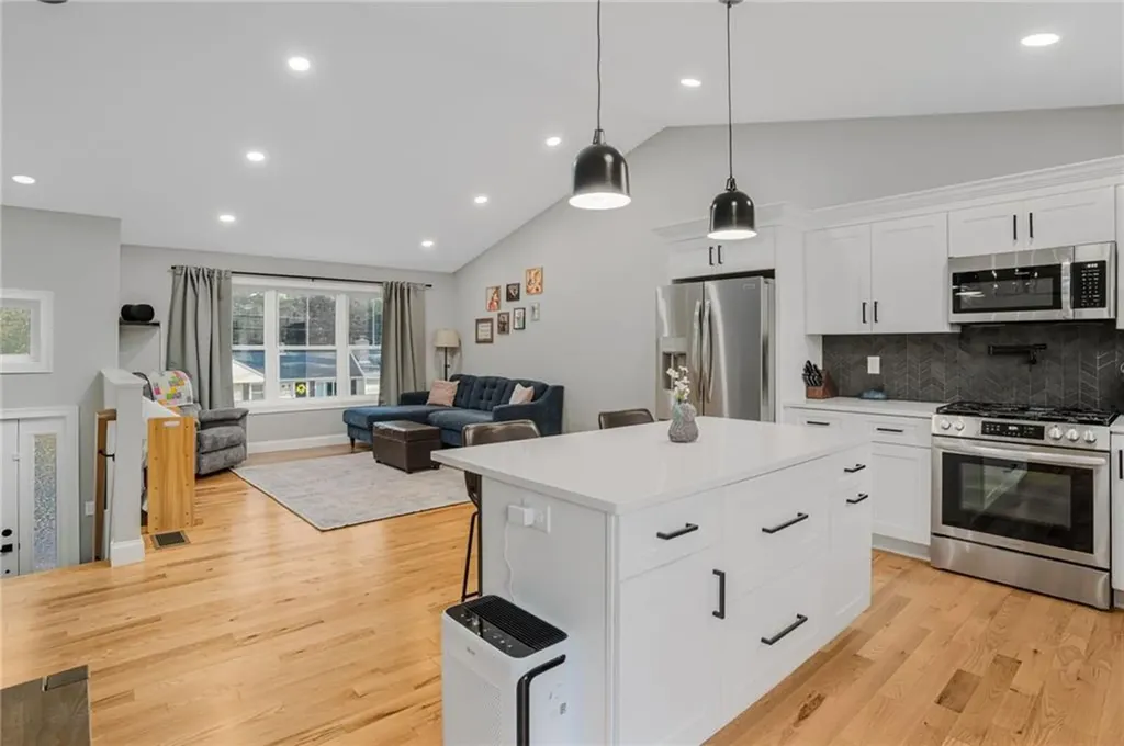 294 East Greenwich Avenue West Warwick RI 02893