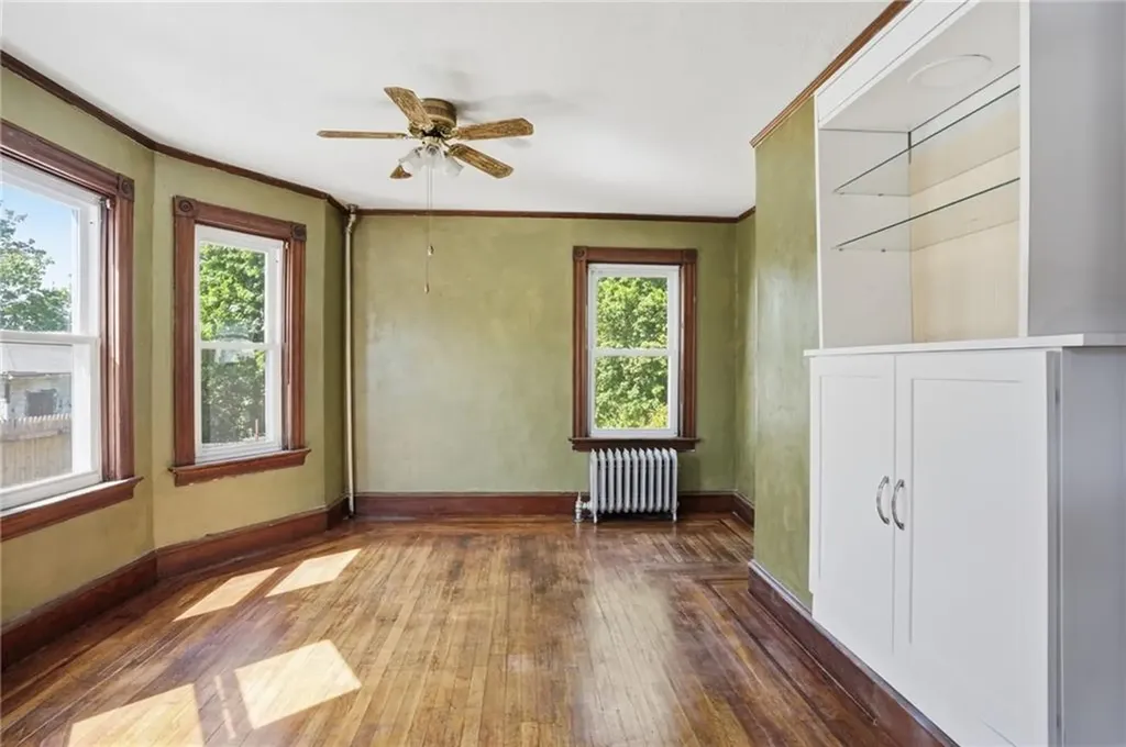 28 Orlo Avenue East Providence RI 02914