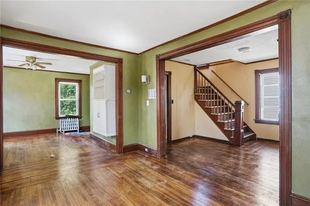 28 Orlo Avenue East Providence RI 02914