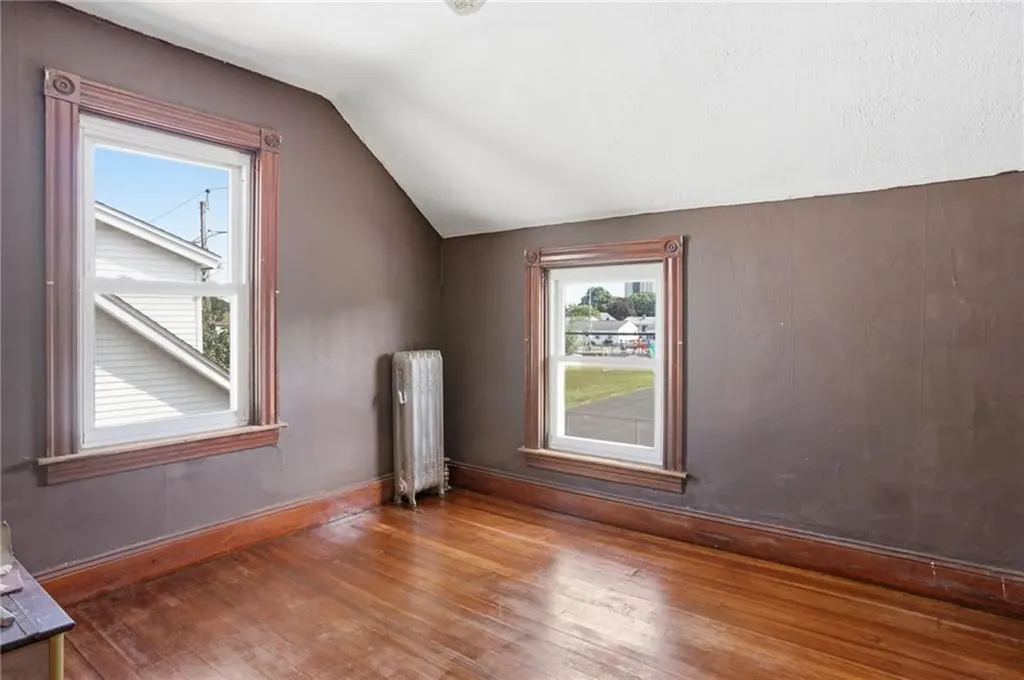 28 Orlo Avenue East Providence RI 02914