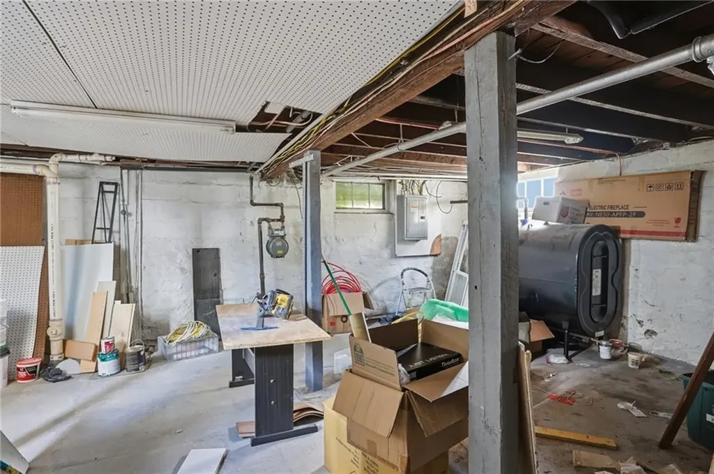 28 Orlo Avenue East Providence RI 02914
