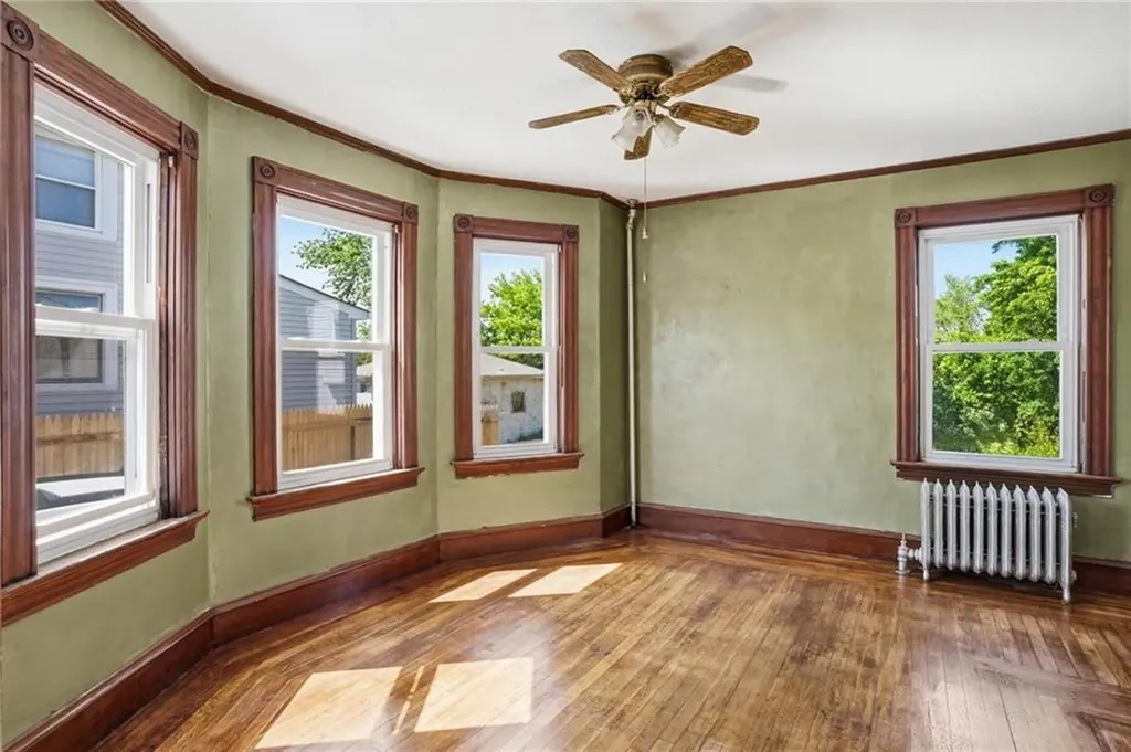 28 Orlo Avenue East Providence RI 02914
