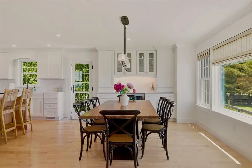 3 Richmond Pond Drive Westport MA 02790