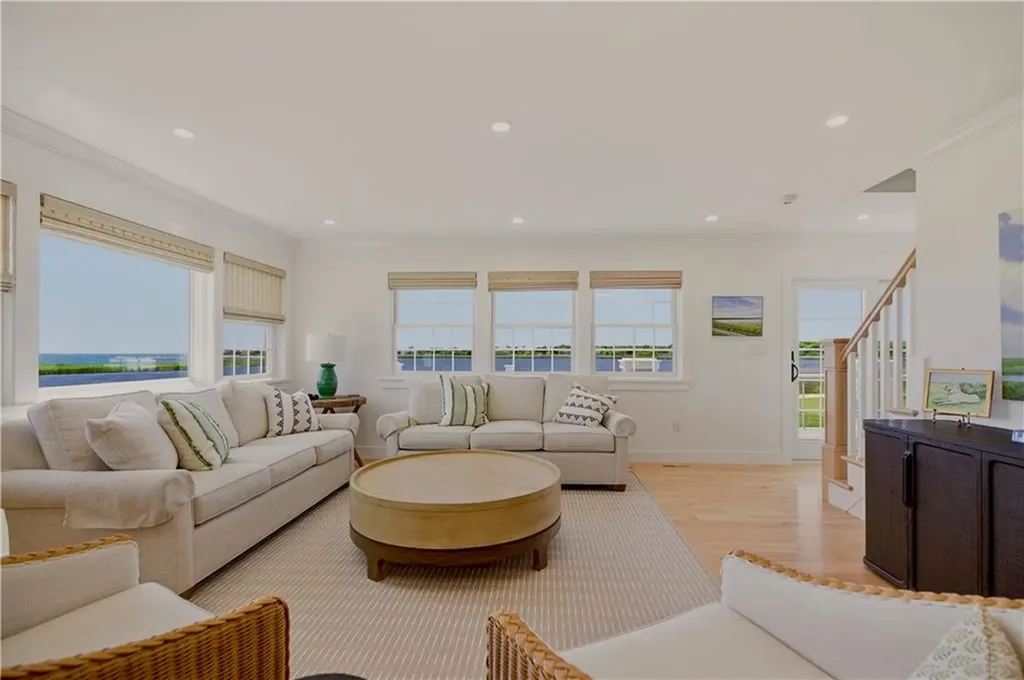 3 Richmond Pond Drive Westport MA 02790