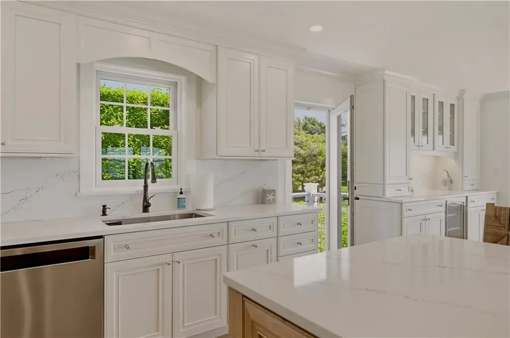 3 Richmond Pond Drive Westport MA 02790