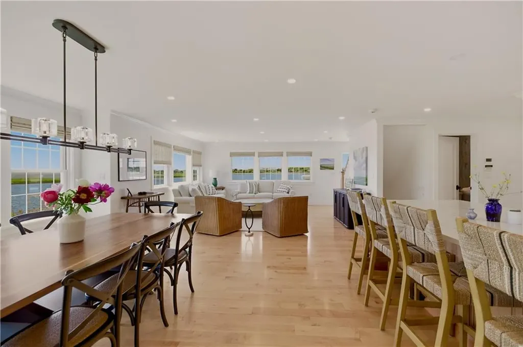 3 Richmond Pond Drive Westport MA 02790