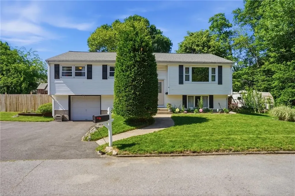 10 Faxon Street West Warwick RI 02893