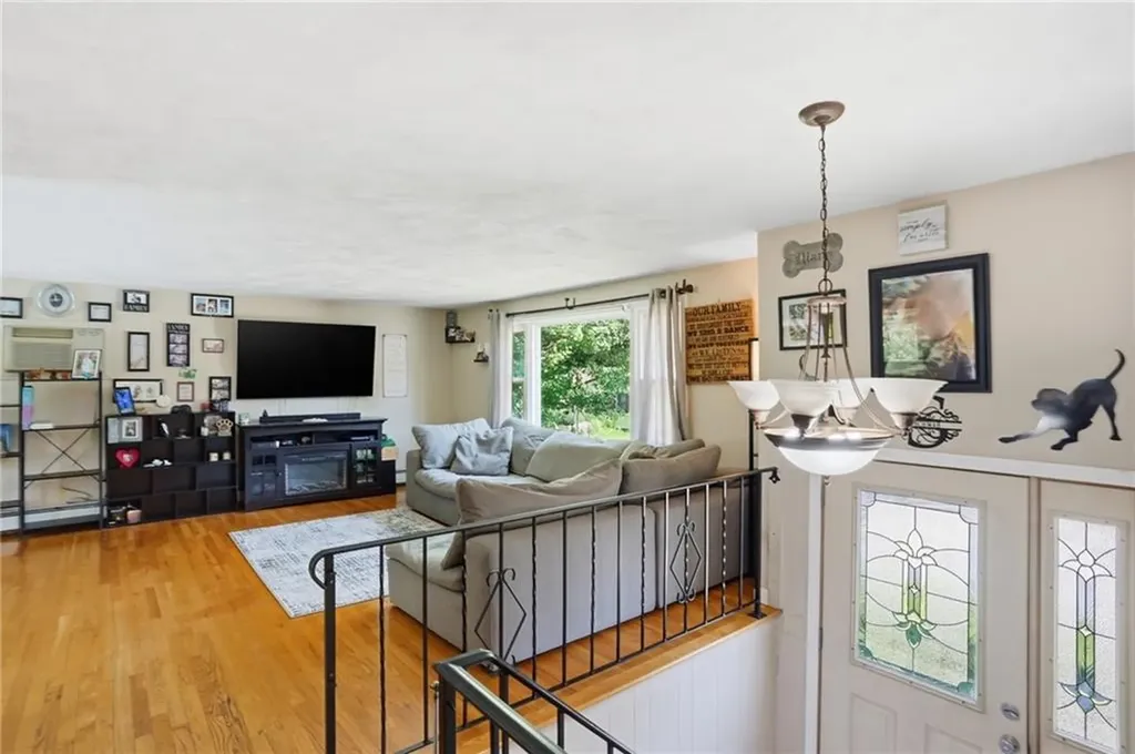 10 Faxon Street West Warwick RI 02893