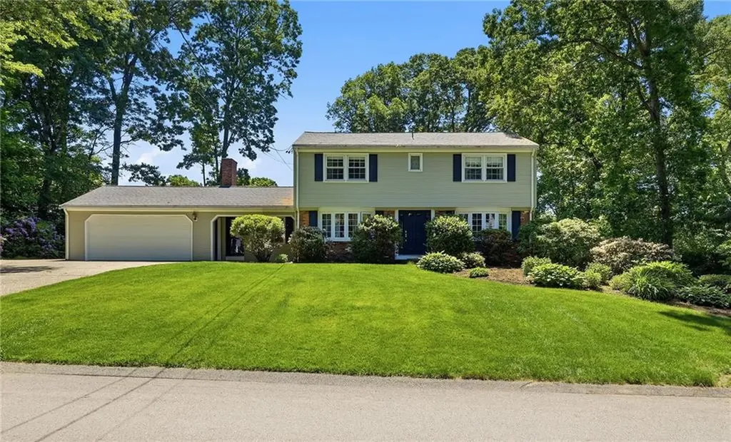 43 Follett Street Cumberland RI 02864
