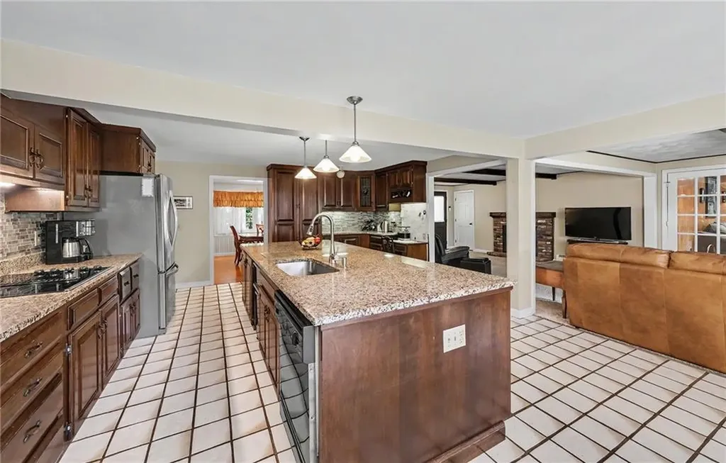 43 Follett Street Cumberland RI 02864