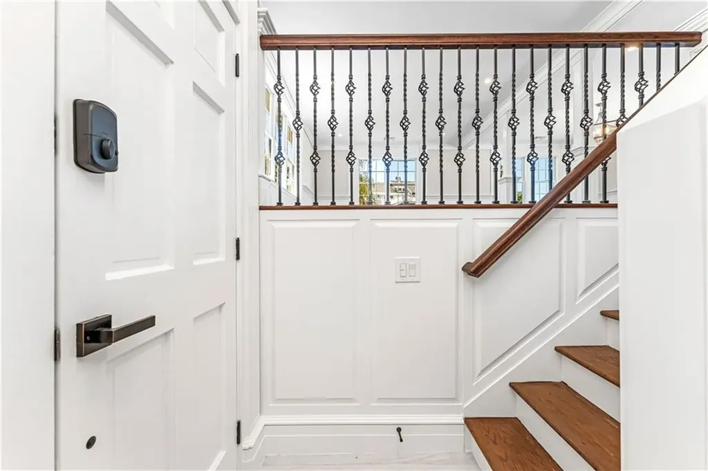 4 Shore Road Westerly RI 02891