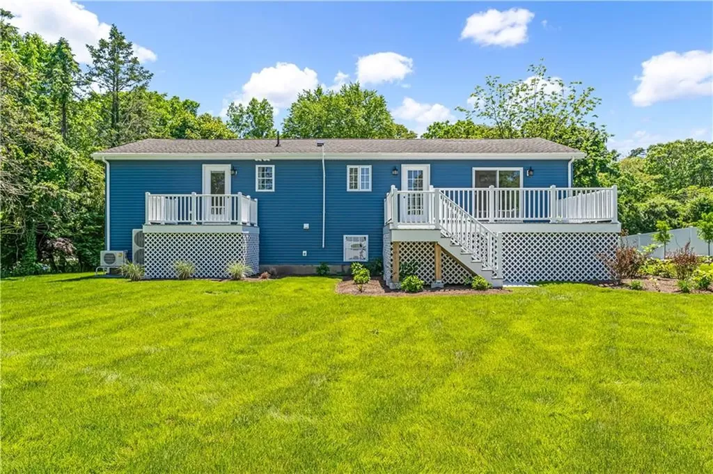 4 Shore Road Westerly RI 02891