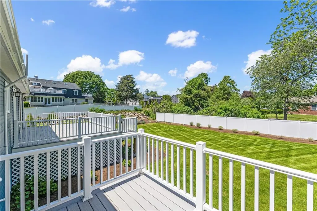 4 Shore Road Westerly RI 02891