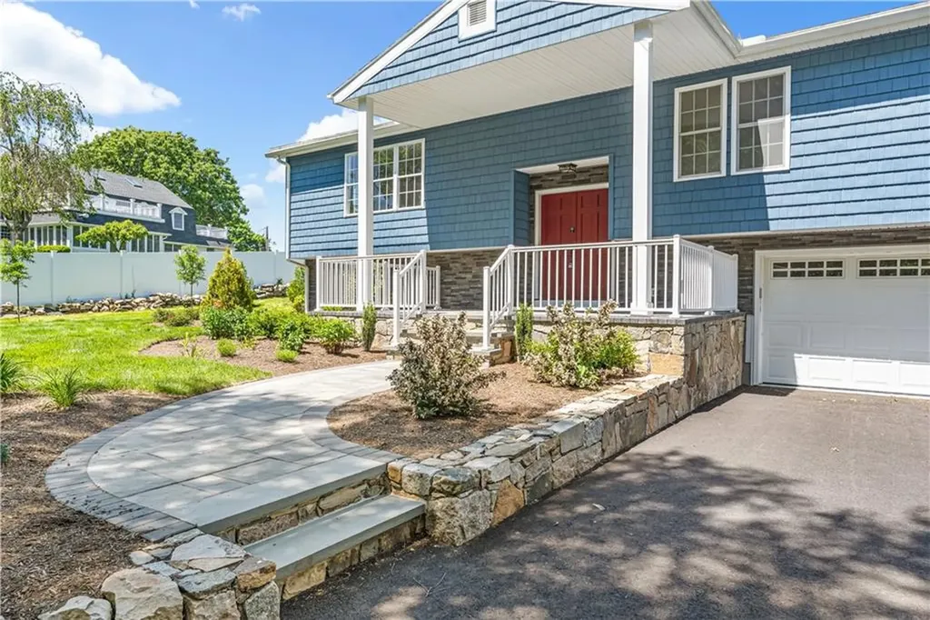 4 Shore Road Westerly RI 02891