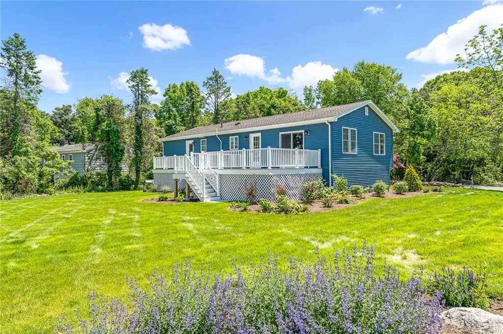 4 Shore Road Westerly RI 02891