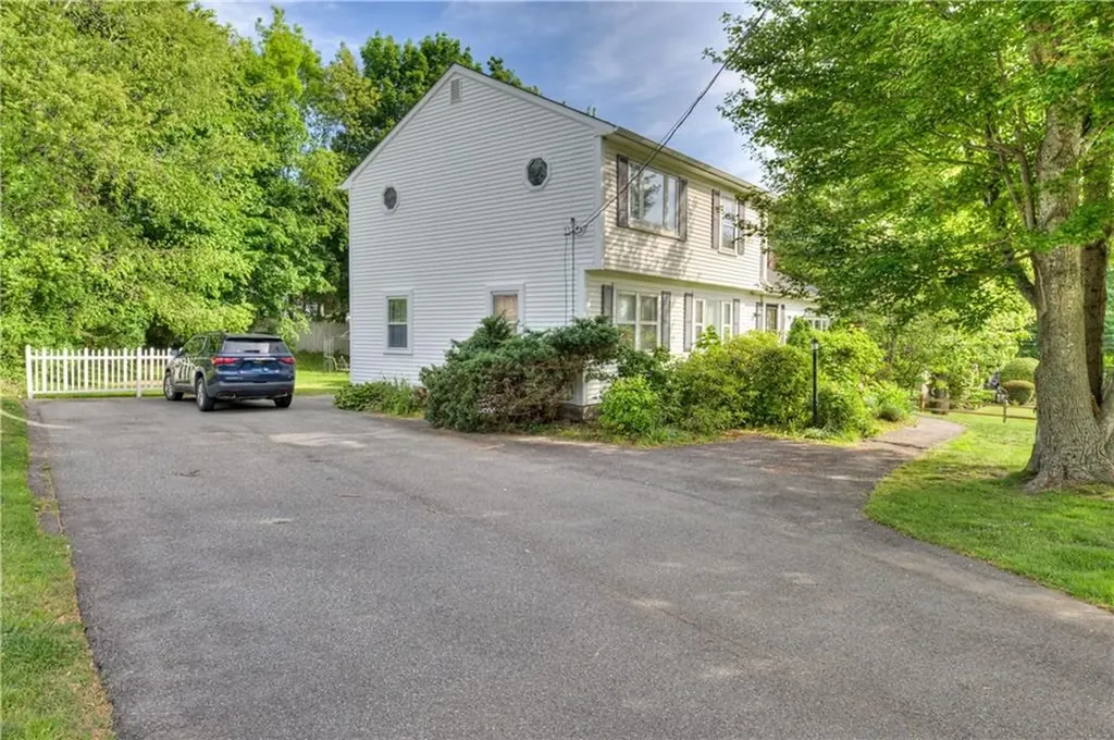 117 Bulgarmarsh Road Tiverton RI 02878