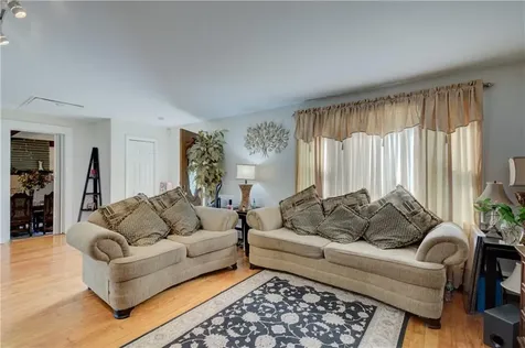 117 Bulgarmarsh Road Tiverton RI 02878