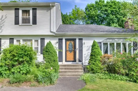 117 Bulgarmarsh Road Tiverton RI 02878