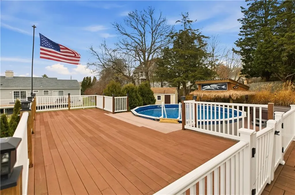 42 Lewis Street Tiverton RI 02878