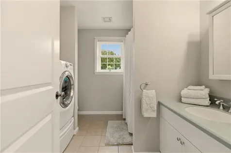 42 Lewis Street Tiverton RI 02878