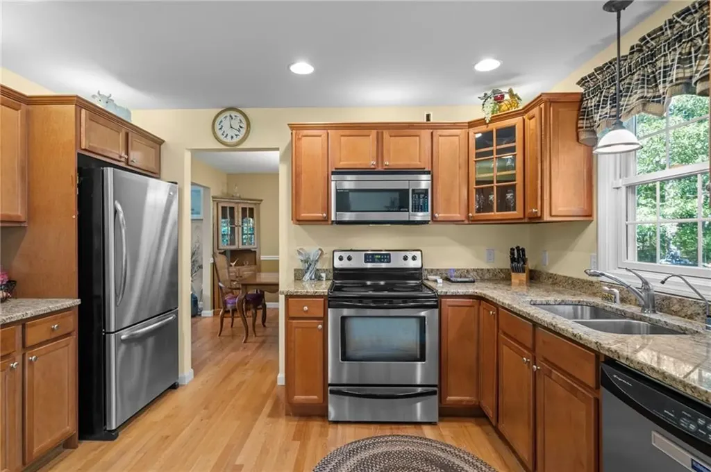 79 Clearview Drive Richmond RI 02892