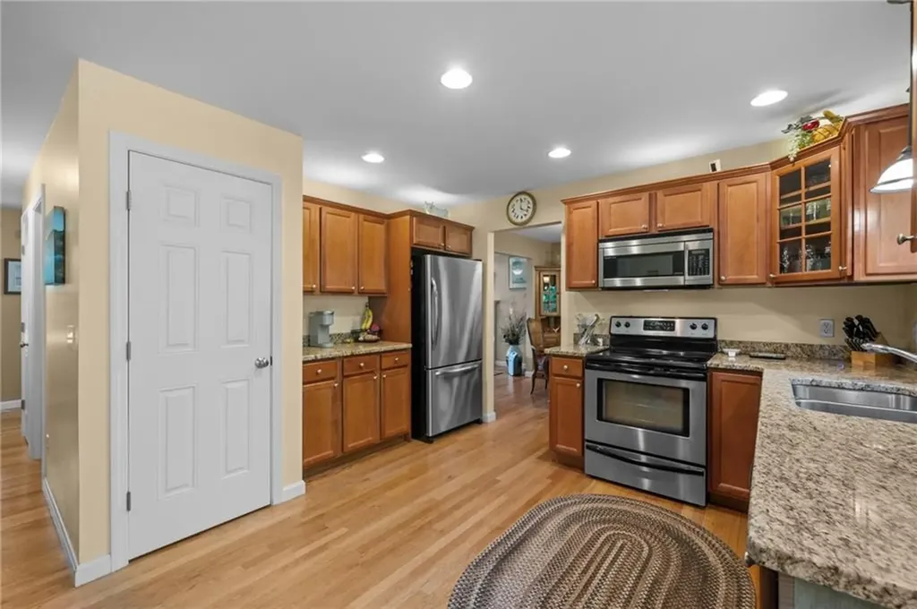 79 Clearview Drive Richmond RI 02892
