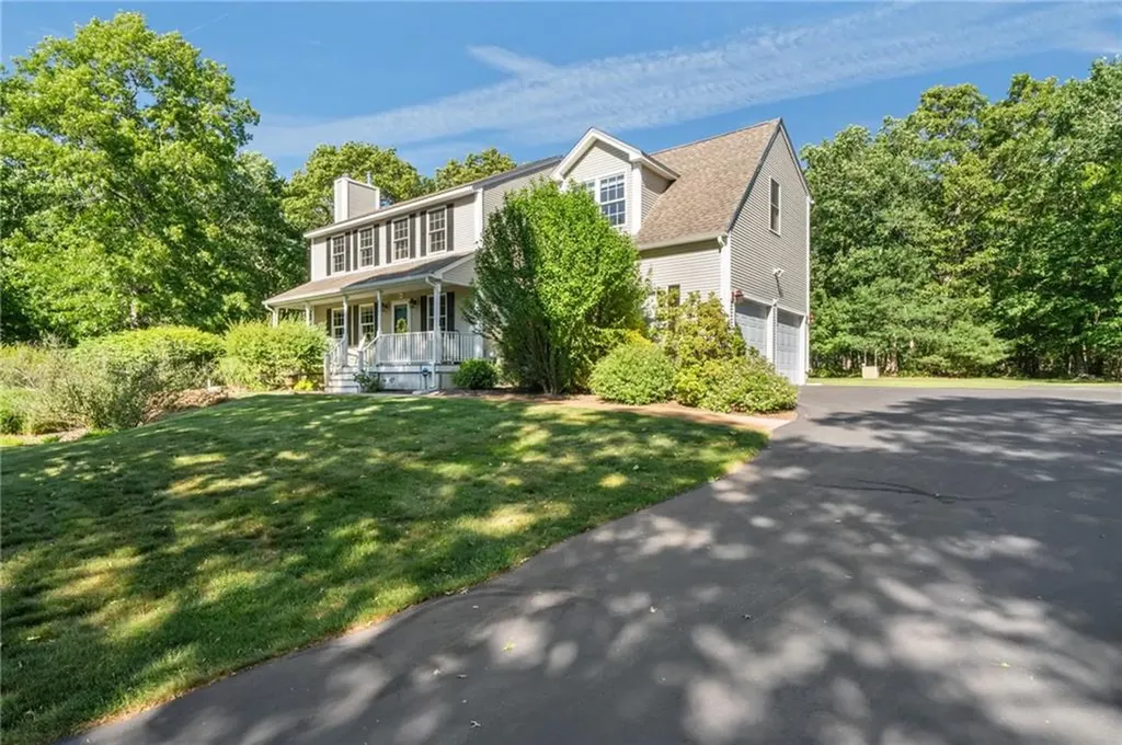 79 Clearview Drive Richmond RI 02892