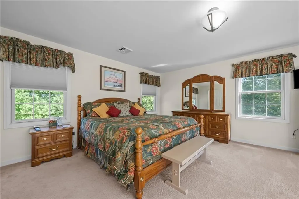 79 Clearview Drive Richmond RI 02892