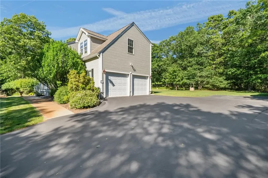 79 Clearview Drive Richmond RI 02892
