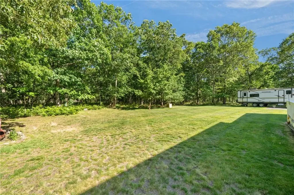 79 Clearview Drive Richmond RI 02892