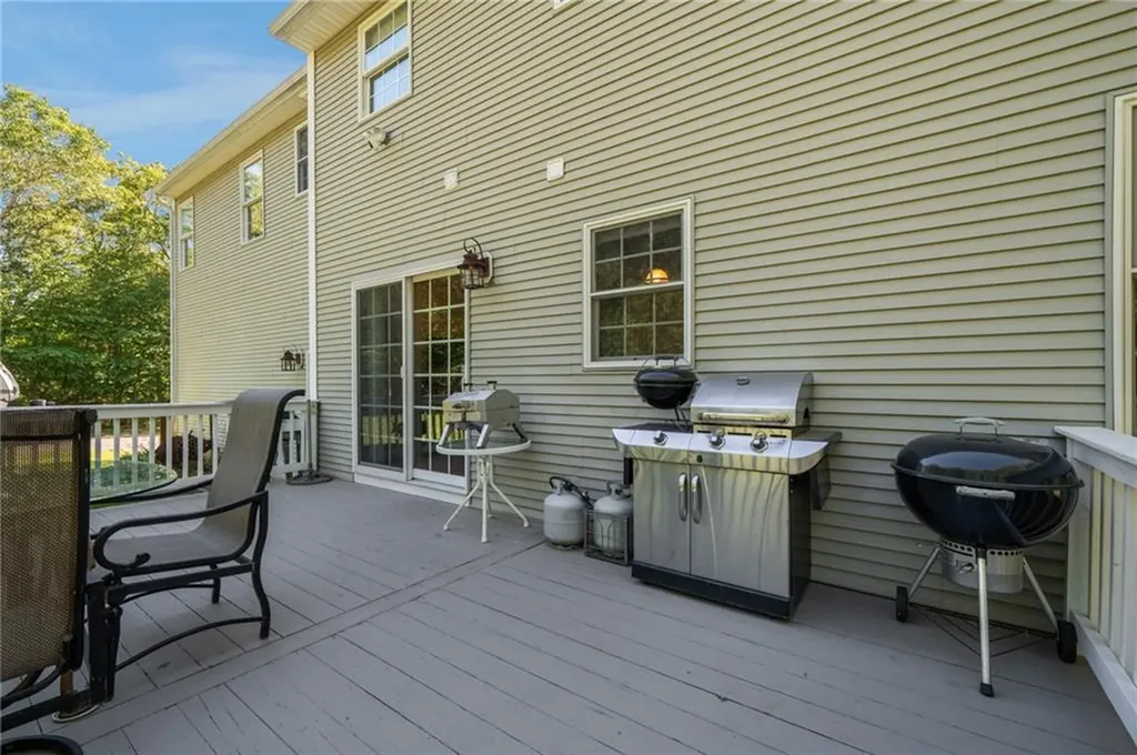 79 Clearview Drive Richmond RI 02892