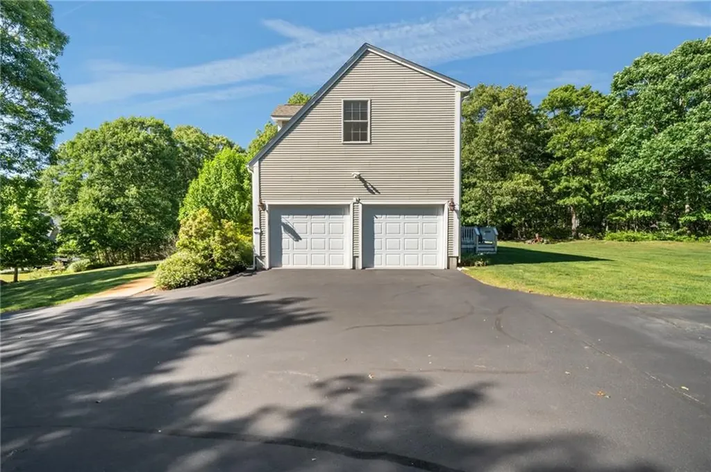 79 Clearview Drive Richmond RI 02892