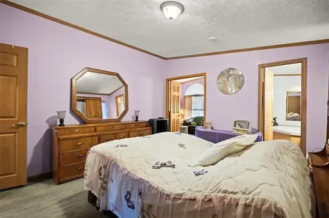 59 Robin Drive Tiverton RI 02878