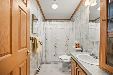 59 Robin Drive Tiverton RI 02878