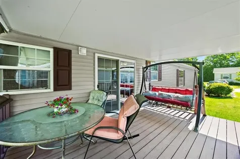 59 Robin Drive Tiverton RI 02878