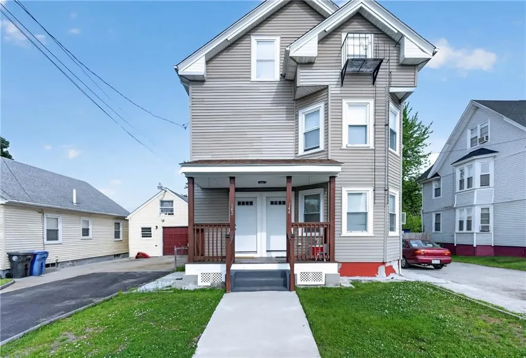 142 Richard Street Cranston RI 02910