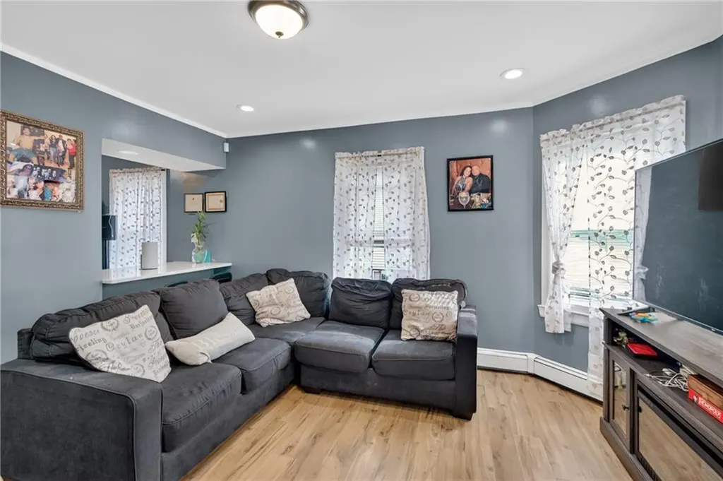 142 Richard Street Cranston RI 02910