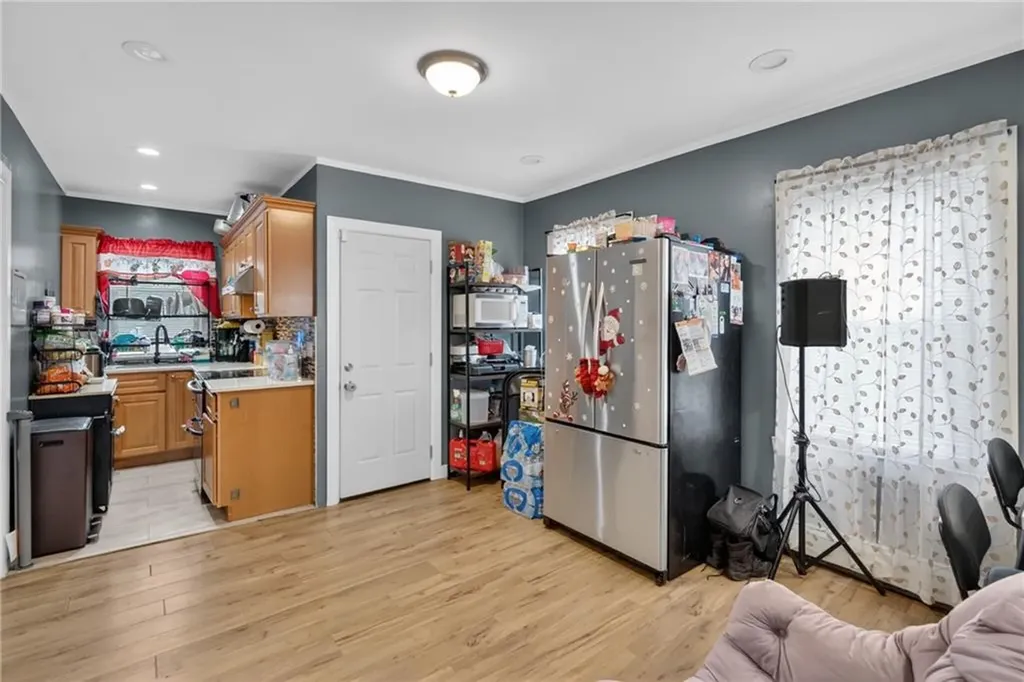 142 Richard Street Cranston RI 02910