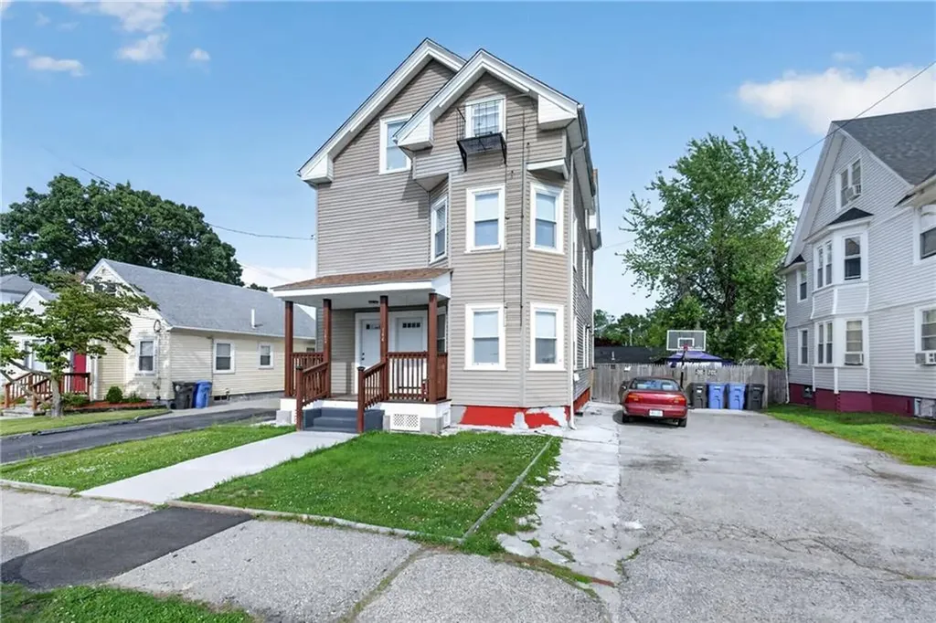 142 Richard Street Cranston RI 02910