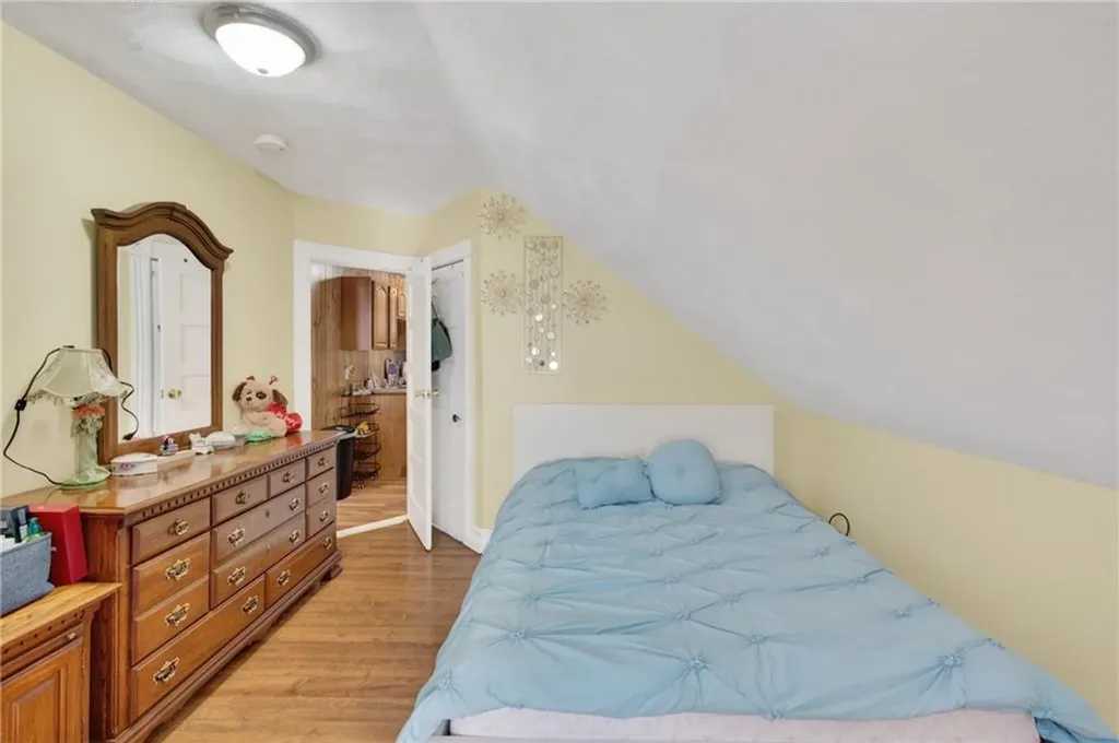 142 Richard Street Cranston RI 02910