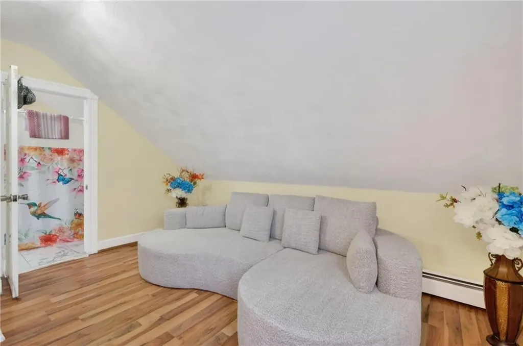 142 Richard Street Cranston RI 02910