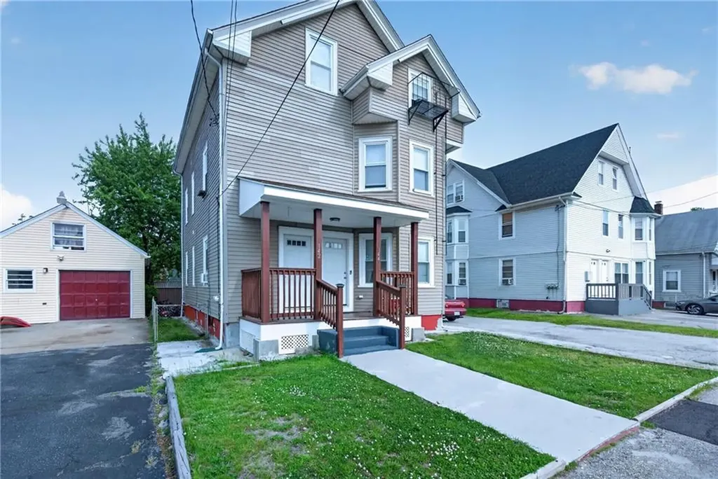 142 Richard Street Cranston RI 02910
