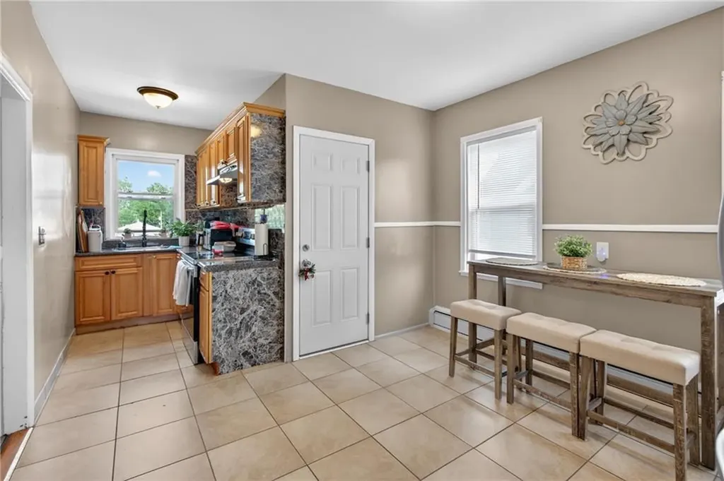 142 Richard Street Cranston RI 02910